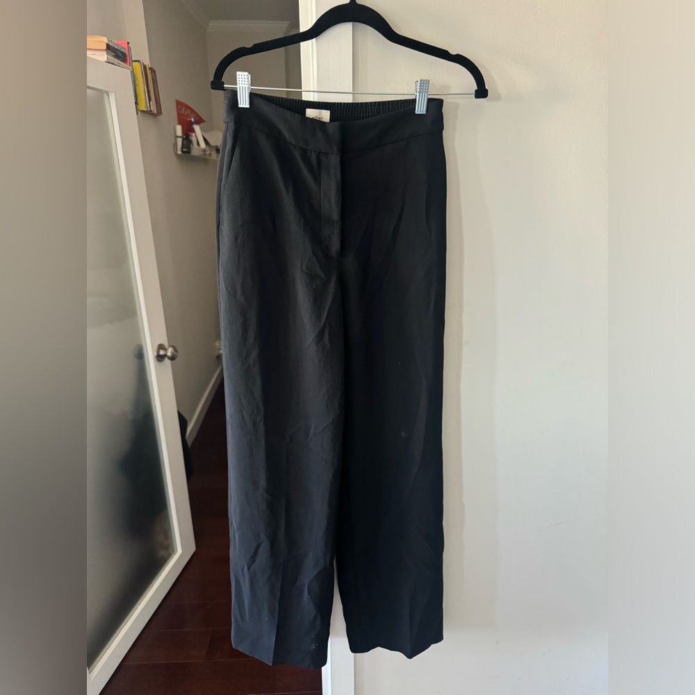Aritzia Wilfred like new size 4 black slacks